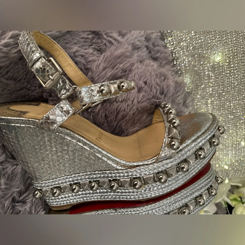๐ฅCHRISTIAN LOUBOUTIN 100% AuthSilver Snake&Embellished Platform Espadrille 39 - Picture 4 of 16